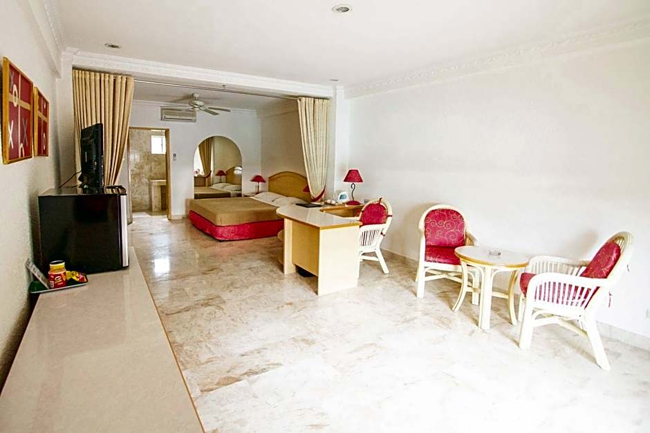 Clarkton Hotel Apartment