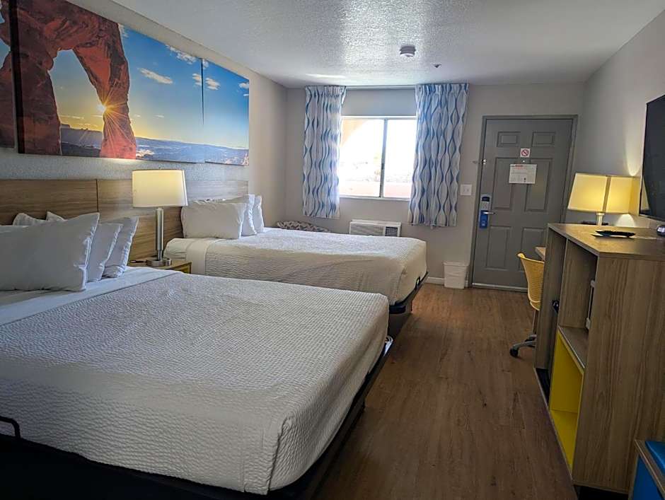 Days Inn by Wyndham Bullhead City