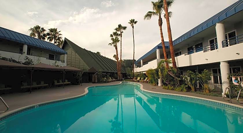 Hotel Current