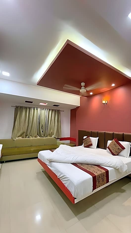 Hotel Ashapura Palace