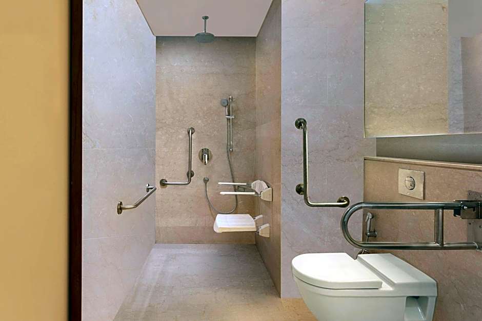 Courtyard by Marriott Raipur