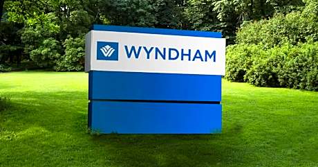 Wyndham Longquan Downtown