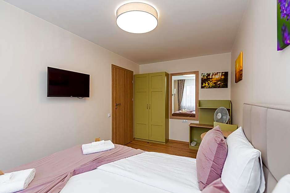 1912 Bed & Breakfast