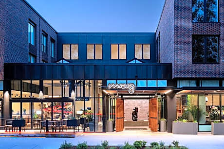Moxy Boulder