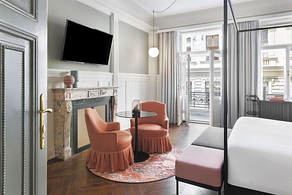 Hotel Astoria Vienna, Curio Collection by Hilton