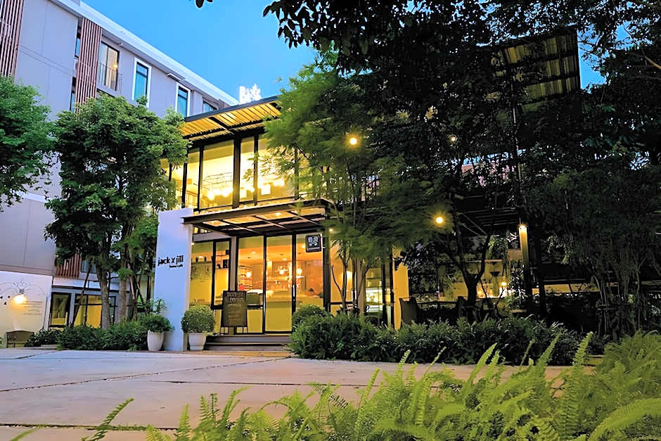 BB House Mini Suite Hotel