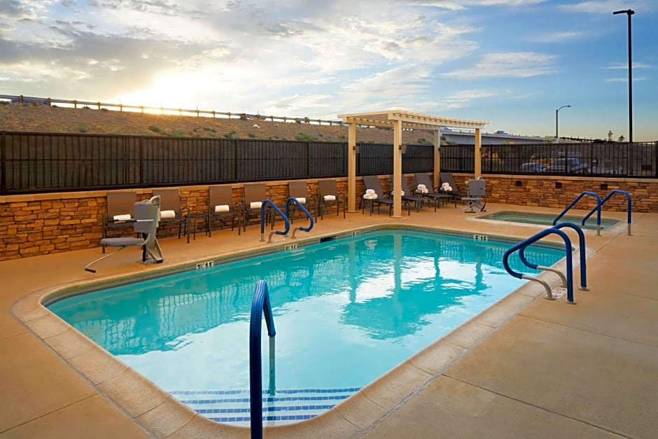 Fairfield by Marriott Inn & Suites Palmdale West