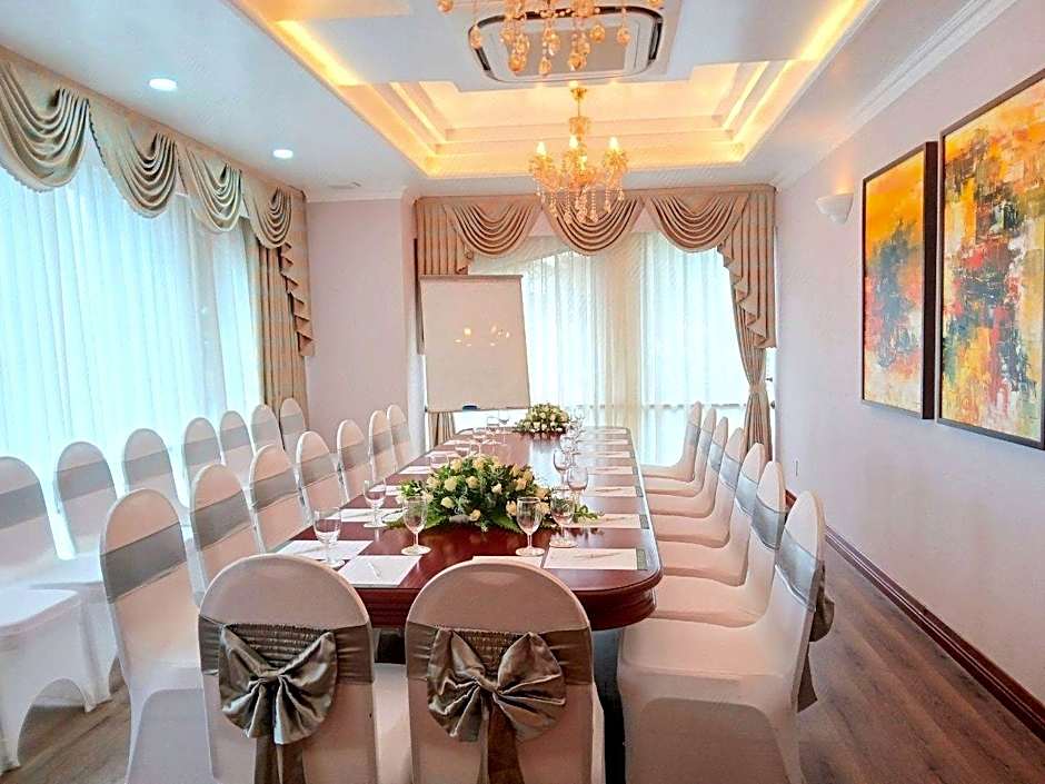 The Tray Hotel Hai Phong