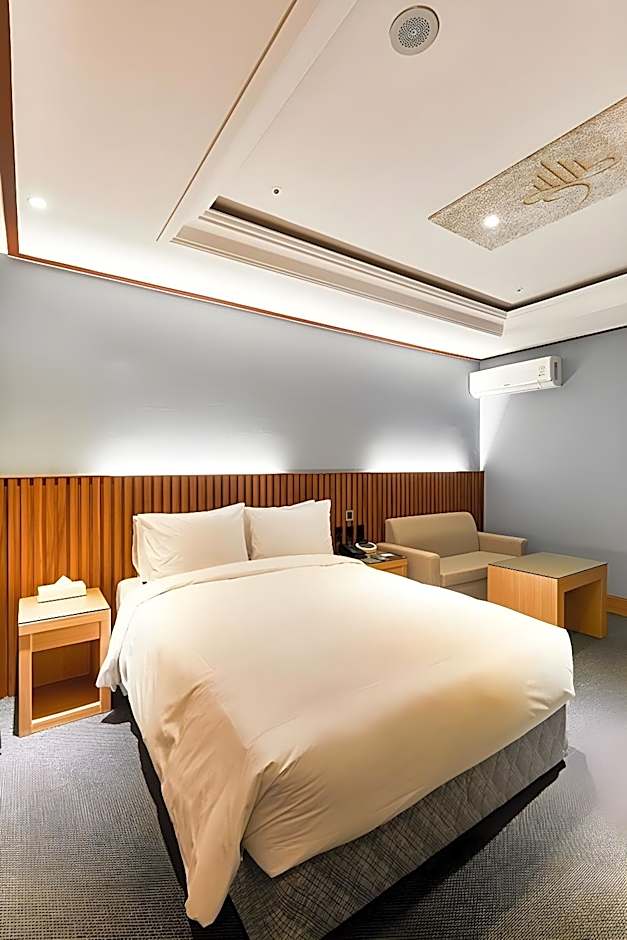 The Koryo Hotel