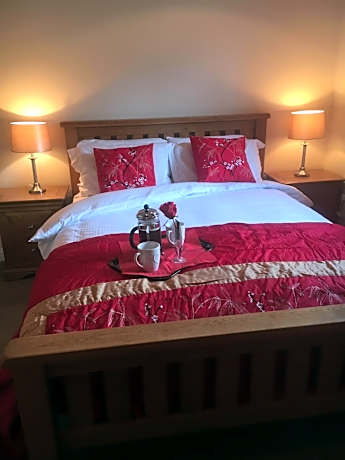 Three-Bedroom Cottage