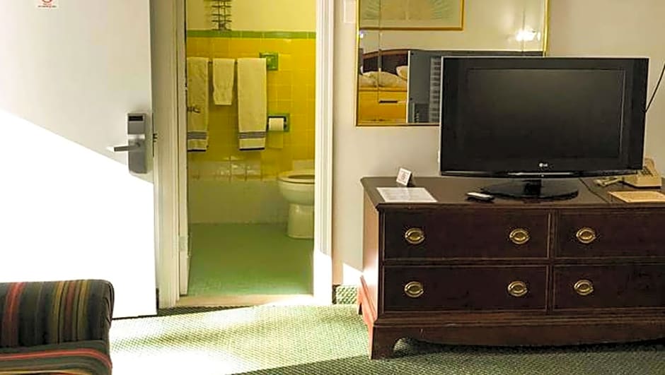 Relax Inn Altoona