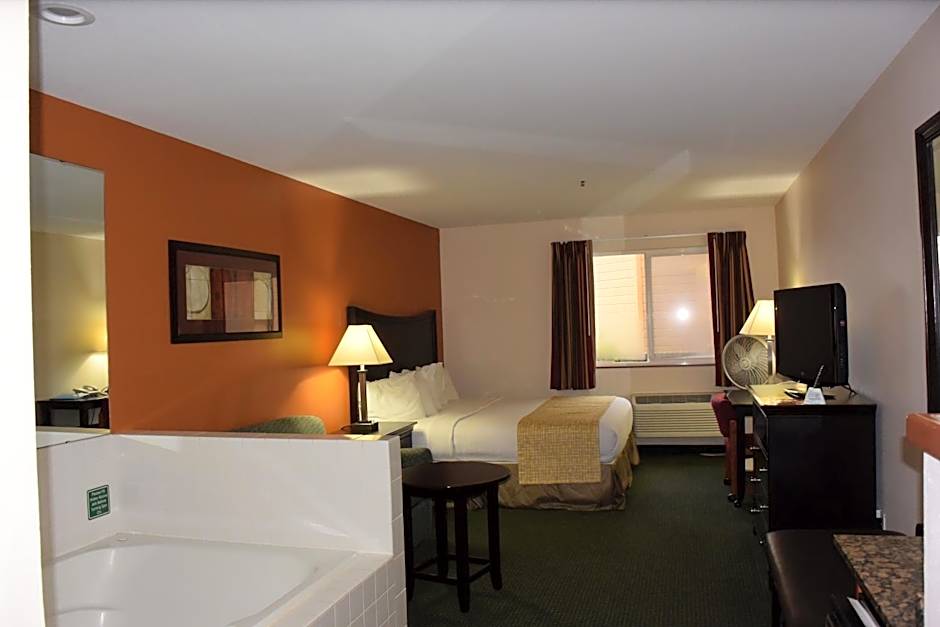 Travelodge Suites by Wyndham Newberg 