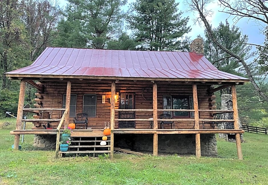 Graves Mountain Farm & Lodges