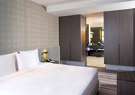 One-Bedroom King Suite with City View