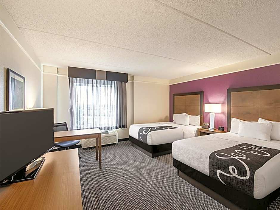 La Quinta Inn & Suites by Wyndham Austin Airport