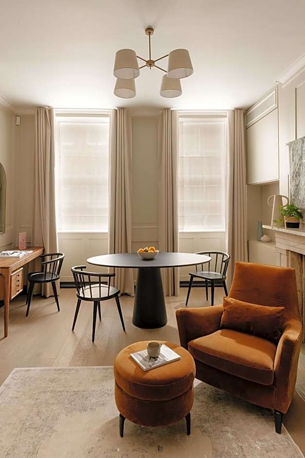 Native Kings Wardrobe, St Pauls