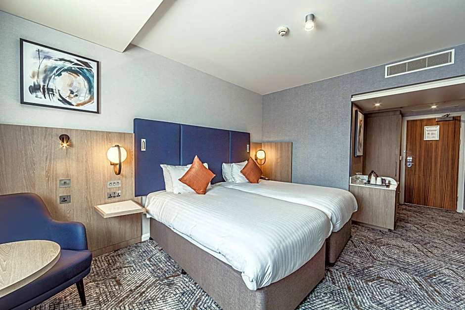 Crowne Plaza Reading East By IHG