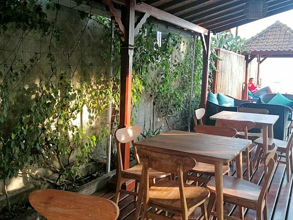 Puri Oka Beach Bungalows