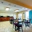 Econo Lodge Inn & Suites Bentonville - Rodgers