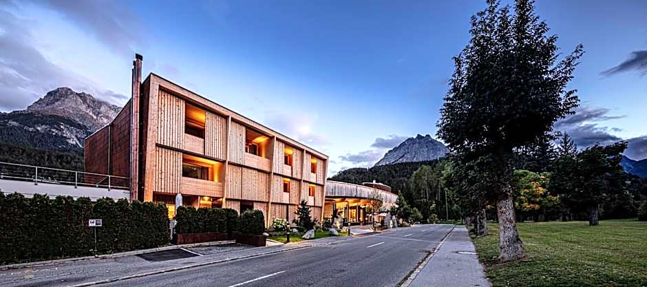 Hotel Arnica Scuol - Adults Only