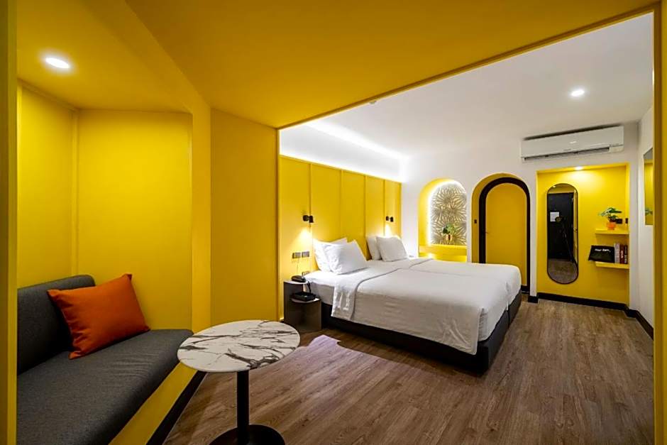 Photo 1 of 4 of Junior Suite