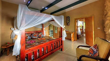 1 Bedroom Ocean Suite