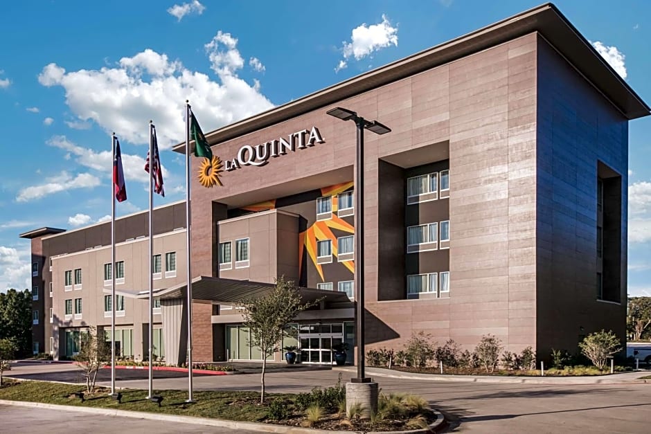 La Quinta Inn & Suites by Wyndham Dallas - Richardson