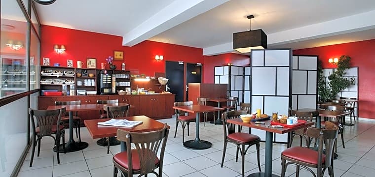 The Originals City, Hotel Helios, Roanne Nord (Inter-Hotel)