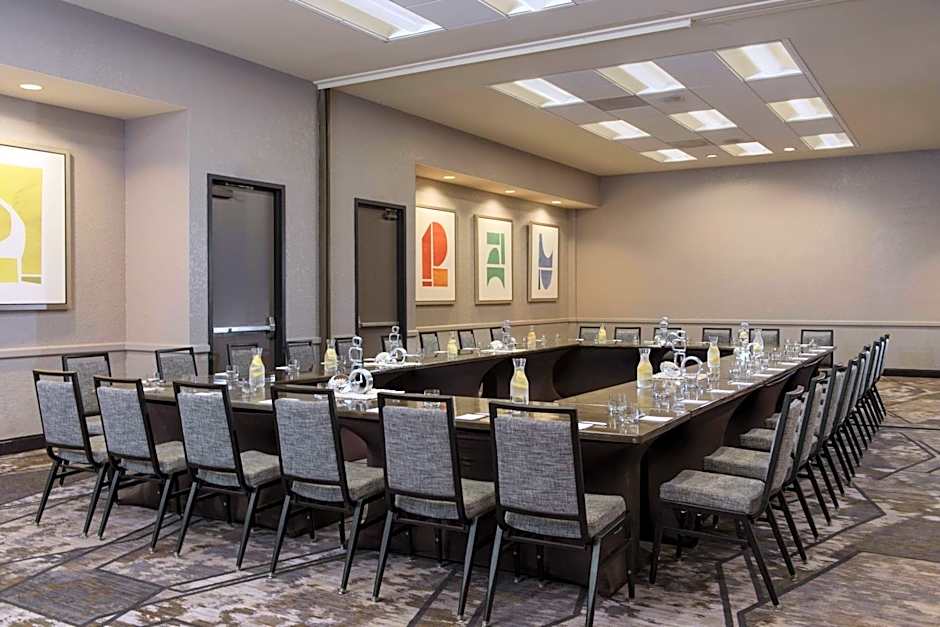 Renaissance Palm Springs Hotel