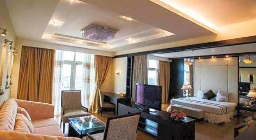 Kaya Hotel