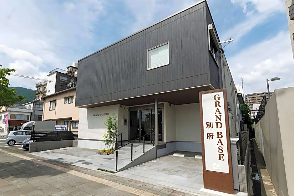GRAND BASE BEPPU EKIHIGASHI