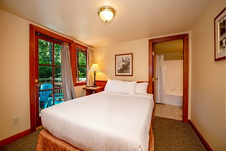 Garden View Two-Bedroom Cabin