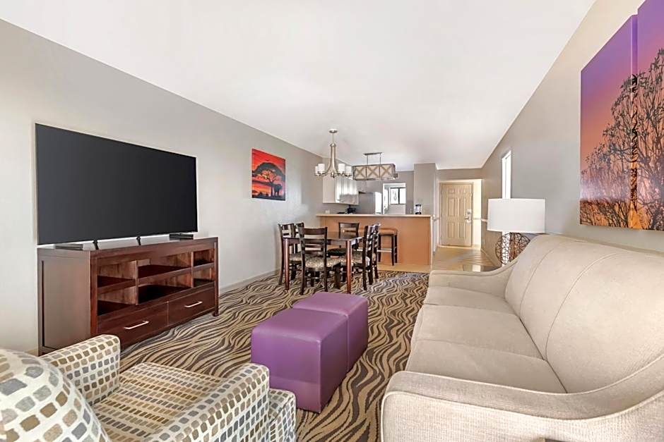 Parkway International Resort