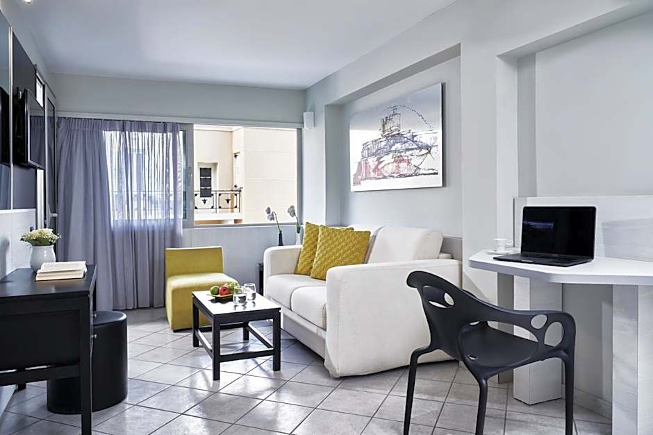 AQUAMARE CITY and BEACH