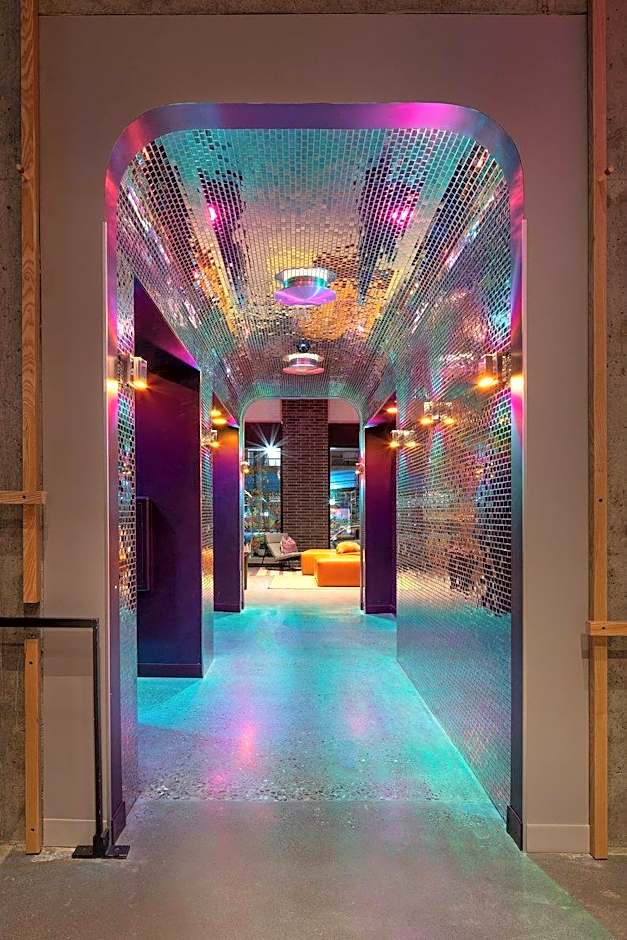 Moxy Portland Downtown