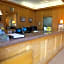 Cow Hollow Inn and Suites
