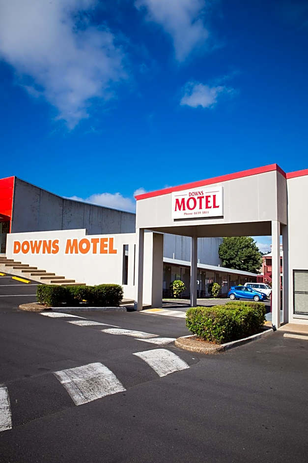 Downs Motel