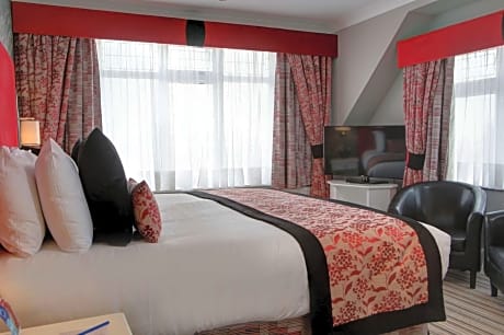 Superior Double Room with Double Bed - Non-Smoking