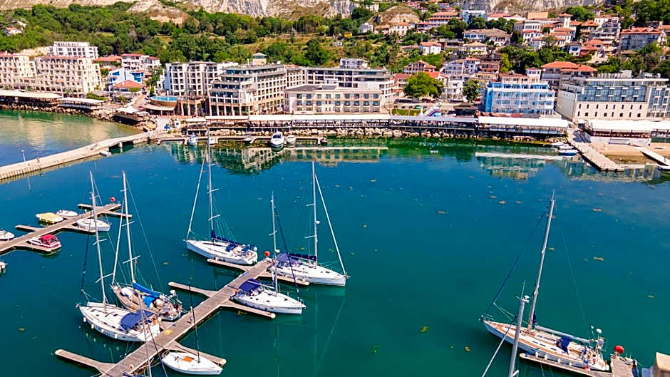 Mistral Balchik