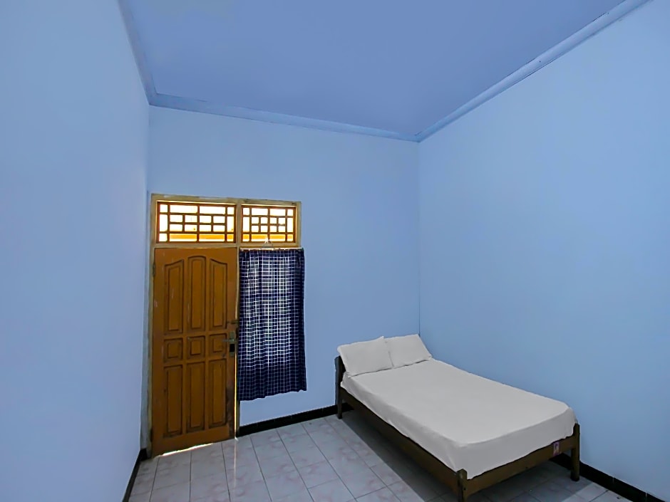 Hotel O Jati Homestay Near Taman Suranadi