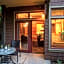 Willows Lodge
