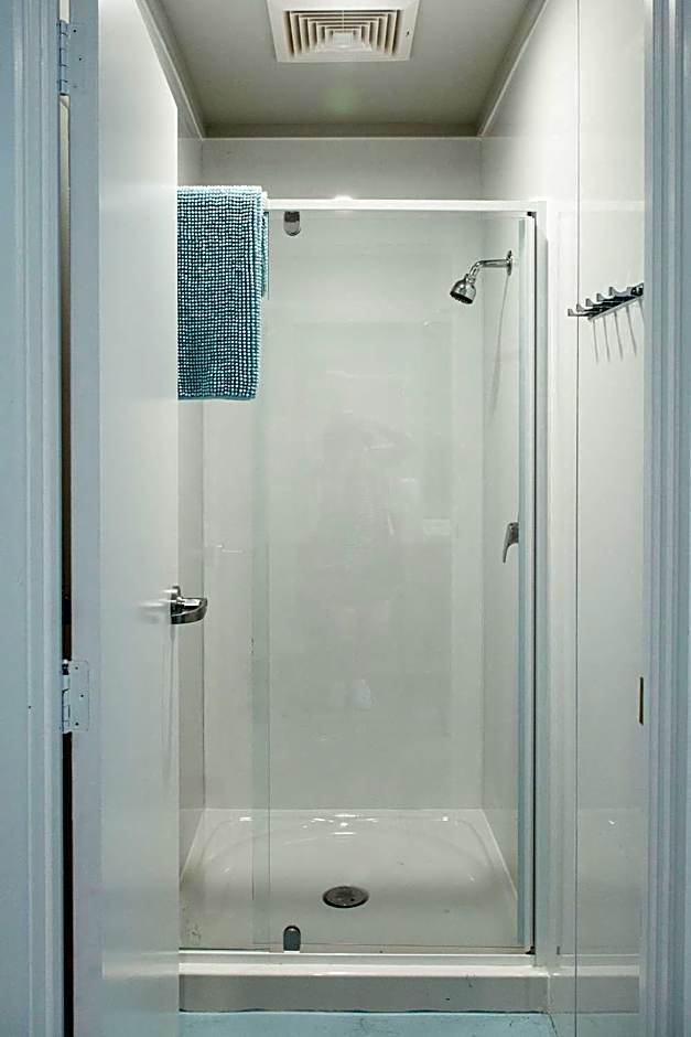 Finlay Jack's Backpackers