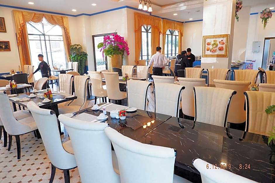 Banbua Grand Udon Hotel