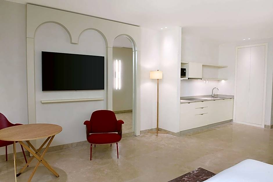 DoubleTree by Hilton Ben Guerir Hotel & Residences