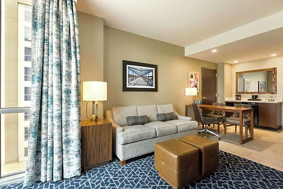 Embassy Suites By Hilton Denton Convention Center