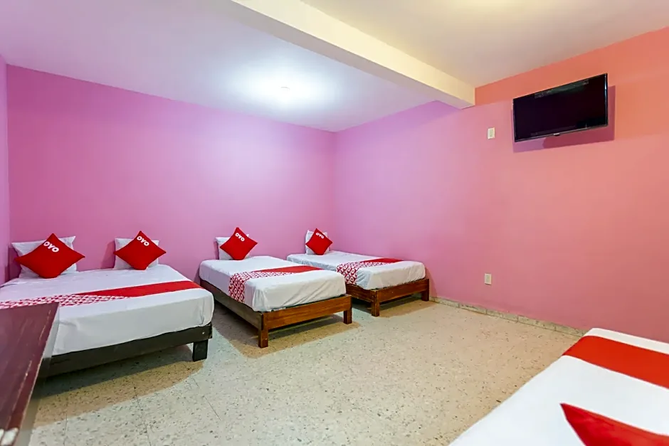 OYO Hotel Emperador