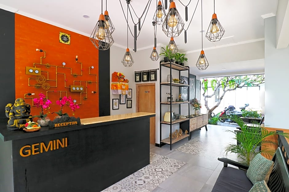 Gemini Star Hotel by ZUZU