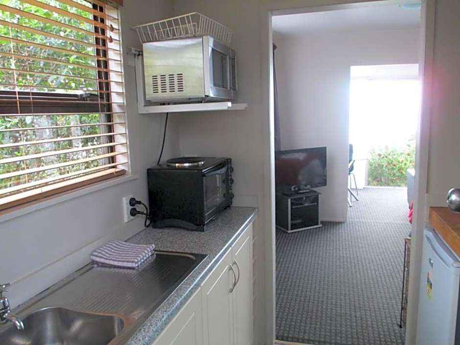 Waiheke Island Tawa Lodge - Adults Only