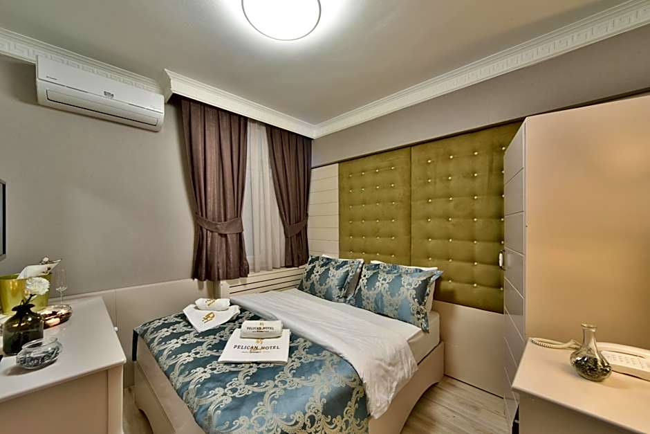 Pelican House Hotel