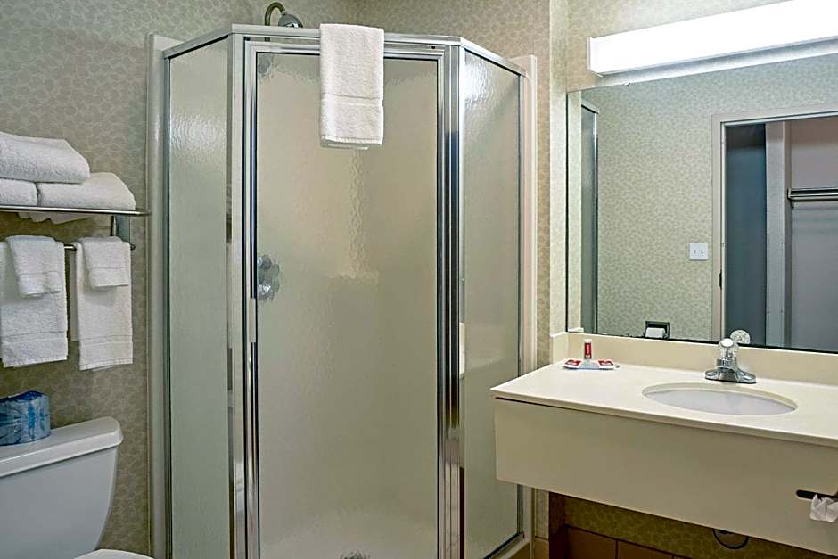 Quality Inn Frontier At U.S. Hwy 30